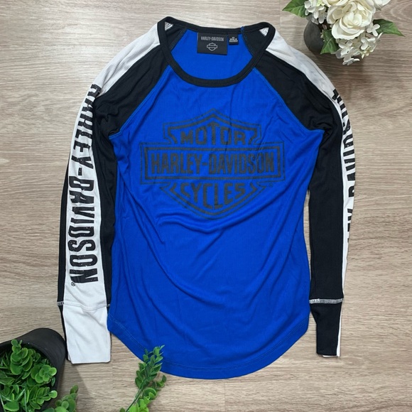 Harley-Davidson Tops - Harley Davidson long sleeve